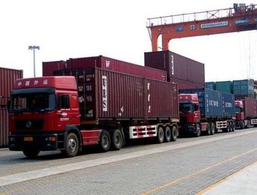 寧德快遞產(chǎn)品圖片 寧德快遞店鋪裝修圖片